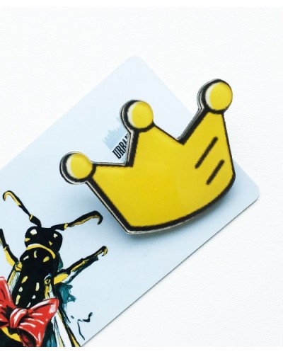 Пластиковий значок Queen