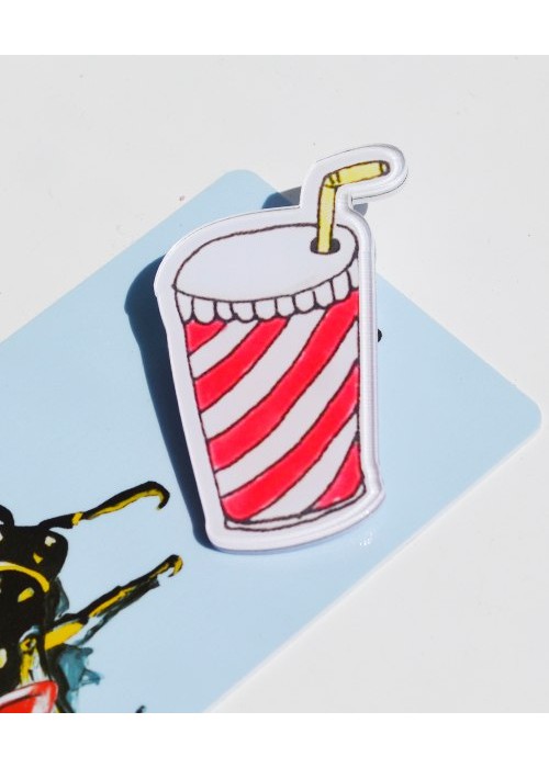 Пластиковий значок Cola