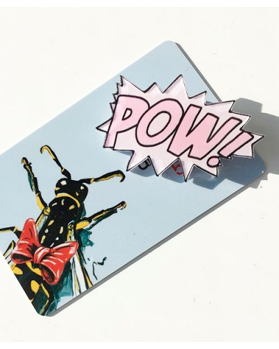 Пластиковий значок Pow