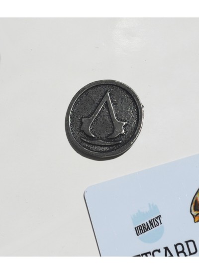 Металевий пін Assassin's Creed