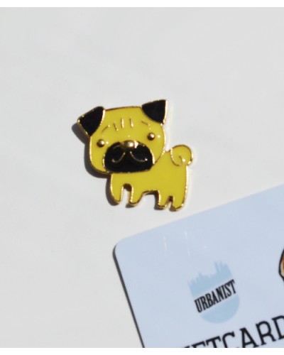 Металевий пін Pug