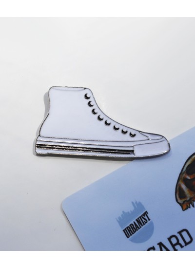 Металевий пін Sneaker