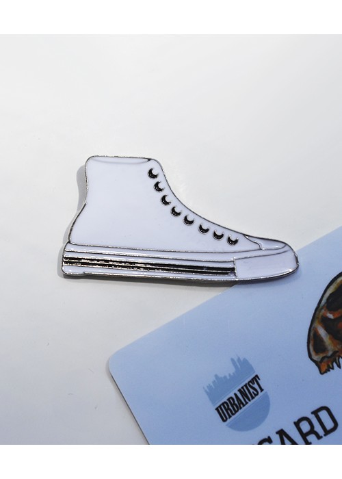 Металевий пін Sneaker