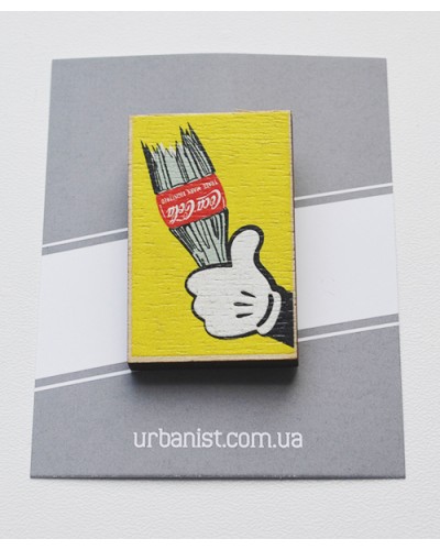 Значок дерев'ний Mickey's Hand